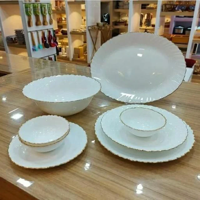 سرویس آرکوپال ۲۶ پارچه لب طلا گلدن اوپال