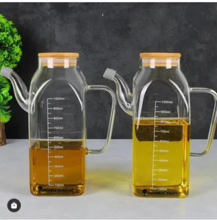روغن‌ریز پیرکس مربعی ۱ لیتری با درب بامبو